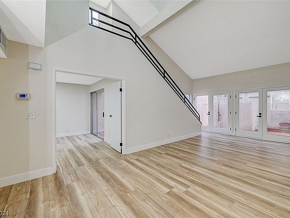4th image of 5602 Orchard Ln #0