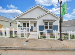 611 W Church St, Martinsville, VA 24112