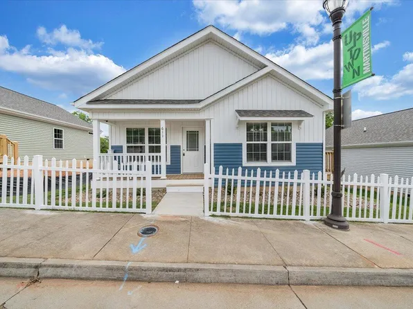 611 W Church St, Martinsville, VA 24112