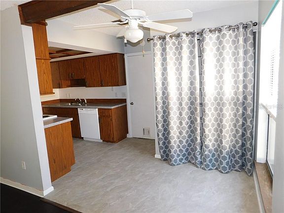4th image of 21513 Northwood Dr