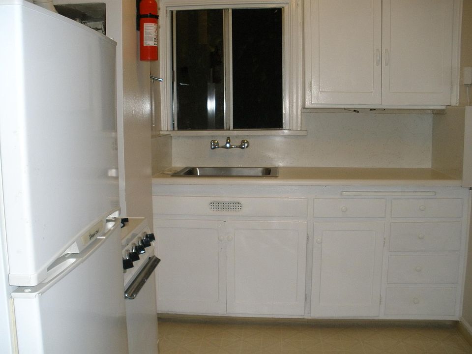 2nd image of 1424 Ceres St APT C6