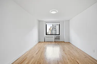 792 Columbus Avenue, #12J