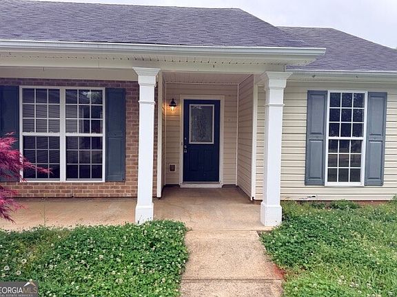 2nd image of 506 Cherokee Rd