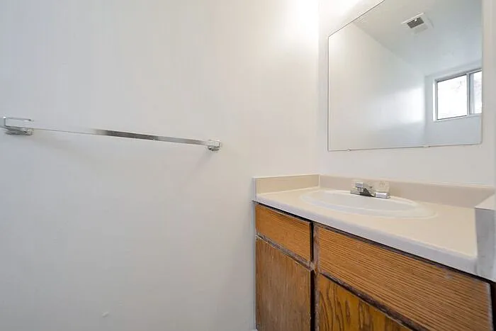558 N Redwood Rd #2 — Photo 13