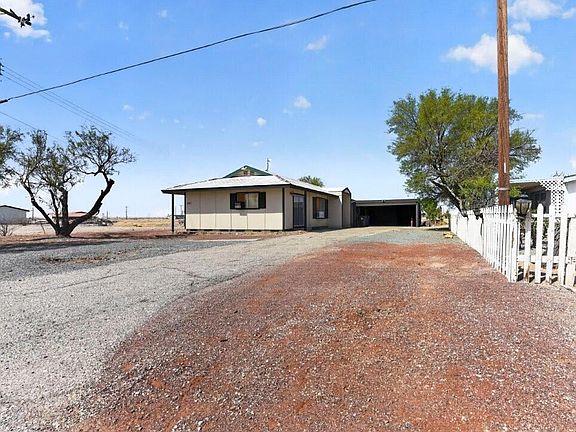 3rd image of 2367 Oahu Ln