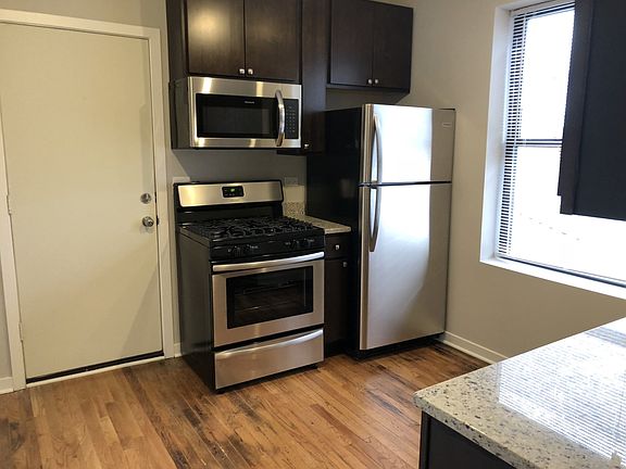 3rd image of 4817 N Christiana Ave APT 2W