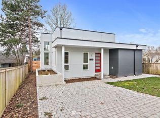 7334 B 40th Ave NE, Seattle, WA 98115