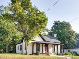 939 Peek St NW, Conyers, GA 30012