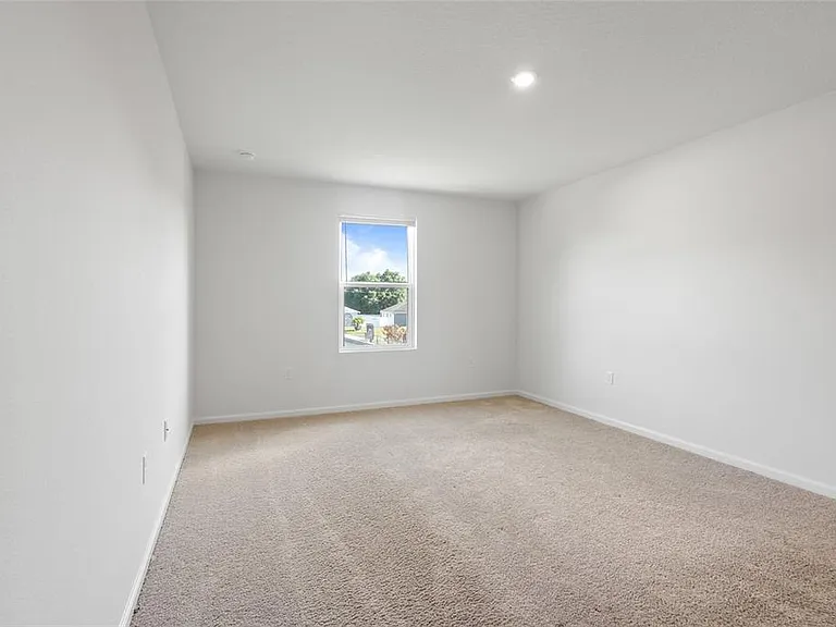 612 Linnet Ct — Photo 18