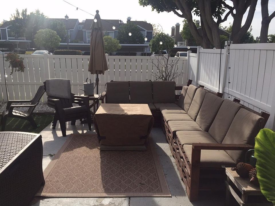 1st image of 66 Laurel Ln #1