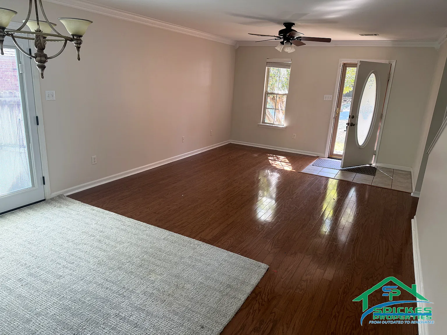 4 bed, 3.5 bath, 2927 sqft, $2,600 — Photo 2