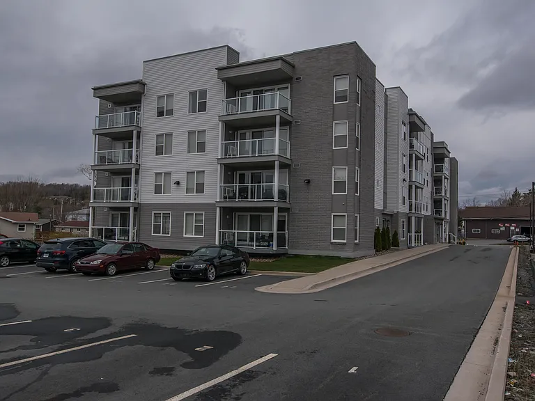 24 Sackville Cross Rd #301 — Photo 7
