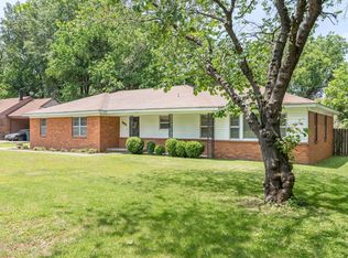 3911 Hermitage Dr, Memphis, TN 38116