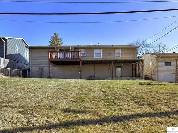 4th image of 1205 Wedgewood Dr