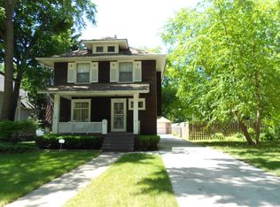 40 Monroe St, Elgin, IL 60123