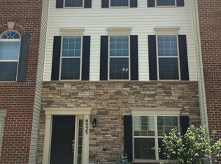 9525 Smithview Pl, Glenarden, MD 20706