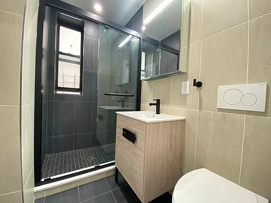 Rented by Compass | media 26