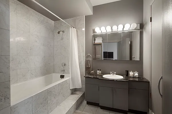 Rented by SP Realty | media 10