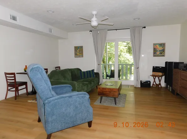 365 W Illinois Ave, Southern Pines, NC