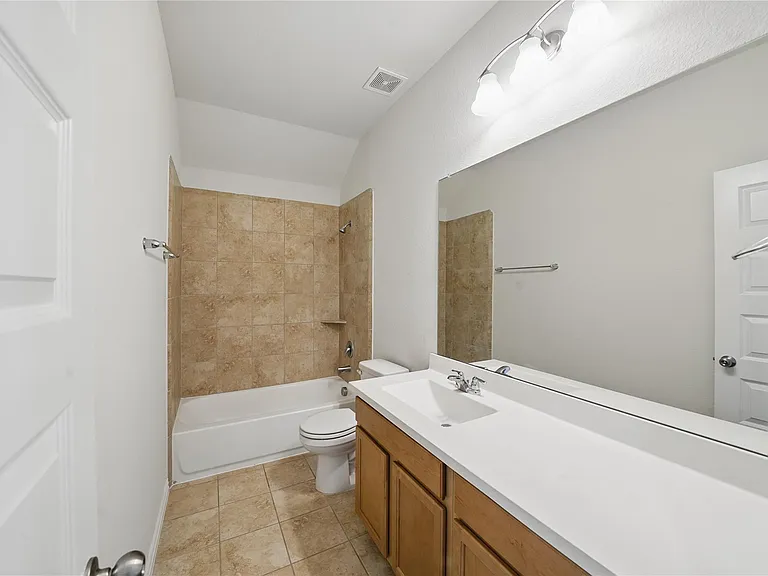 3902 Palmer Meadow Ct — Photo 33