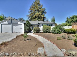 920 Plumtree Ln, Mountain View, CA 94040