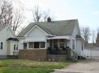 586 E Beverly Ave, Pontiac, MI 48340