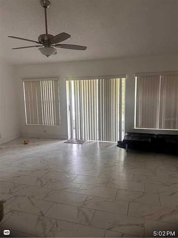 4 bed, 2.0 bath, 2000 sqft, $2,100 — Photo 3