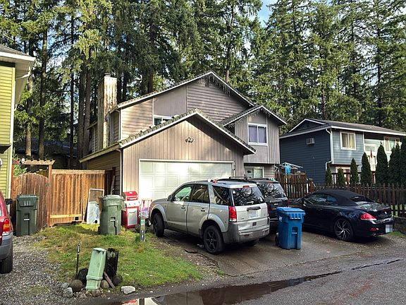 3rd image of 26407 Timberlane Dr SE