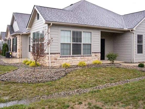 9264 Sharrott Rd #1103, Poland, OH 44514
