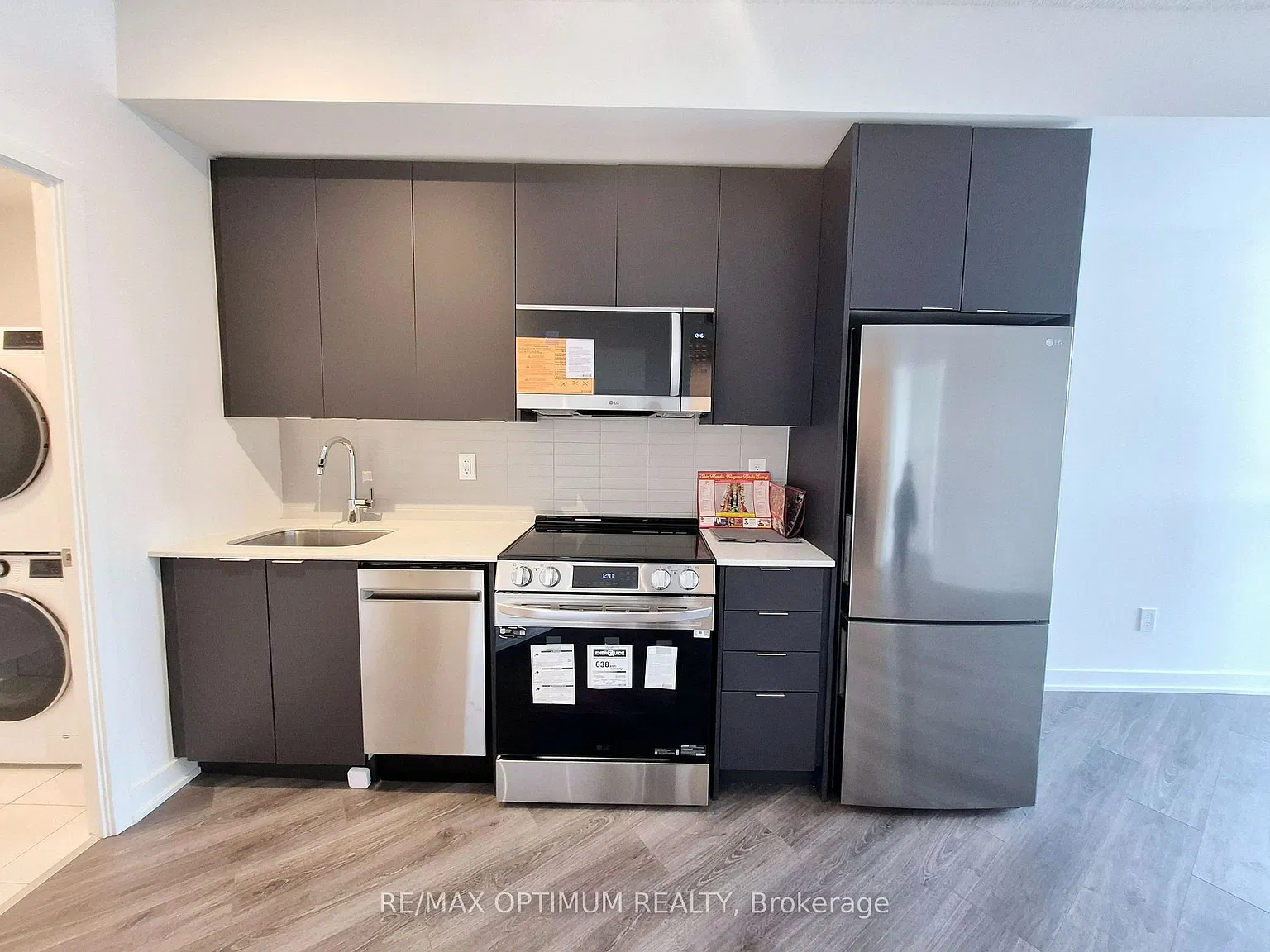 225 Malta Ave — Photo 2