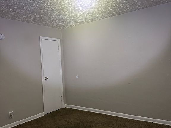 2nd image of 3709-3711 Kinnear Ave