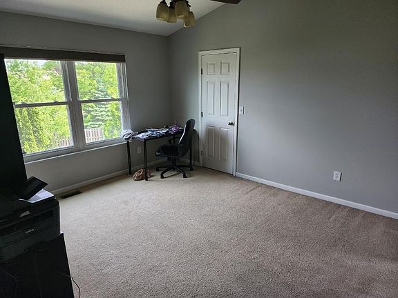 5th image of 460 Voyager Dr