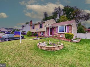 113 Old Maple Ct, Essex, MD 21221