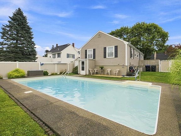 3rd image of 29 Garfield Ave