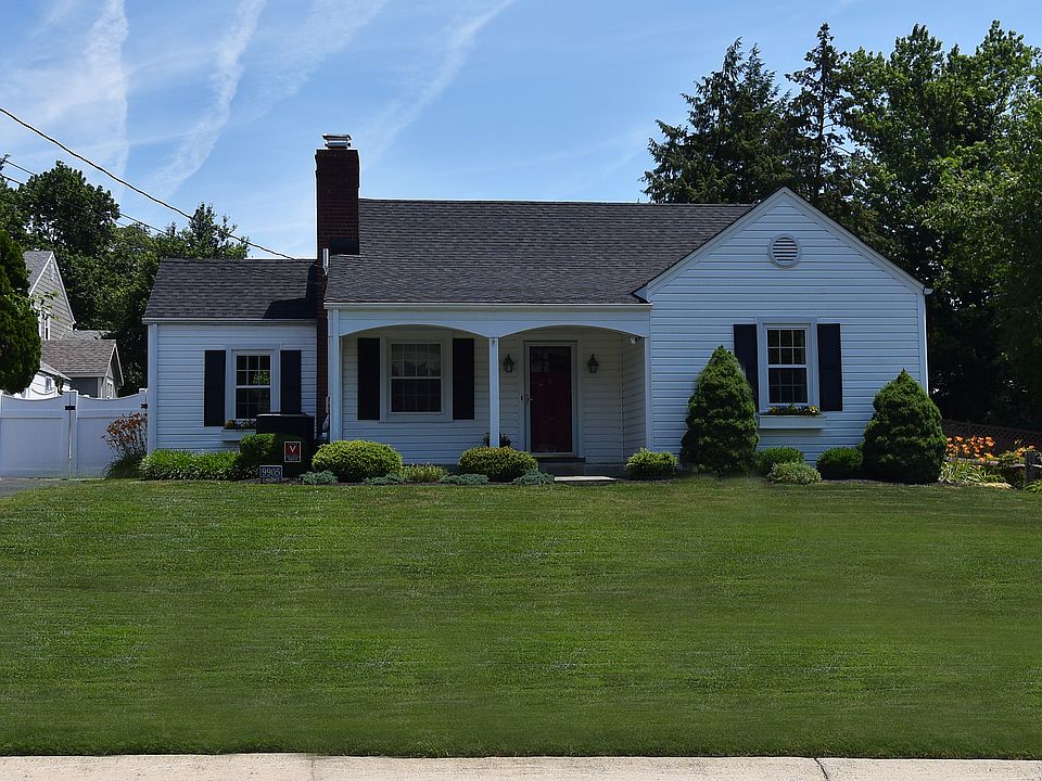 Stunning Home with New Roof