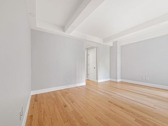 3rd image of 235 E 73rd St APT 1H