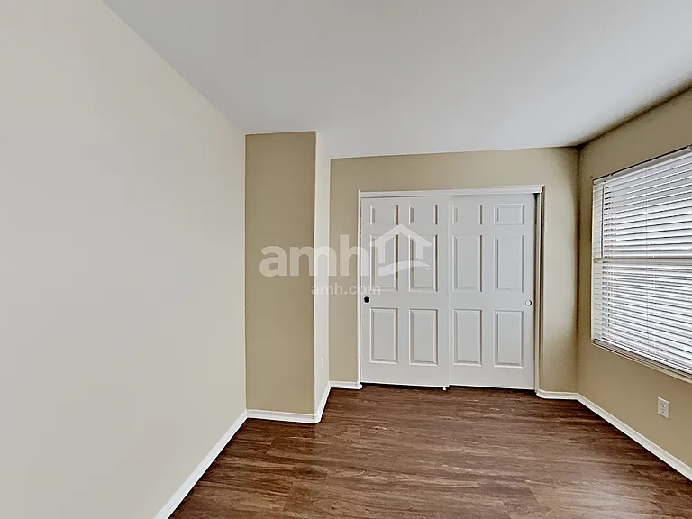 6133 S Wilson Dr — Photo 19