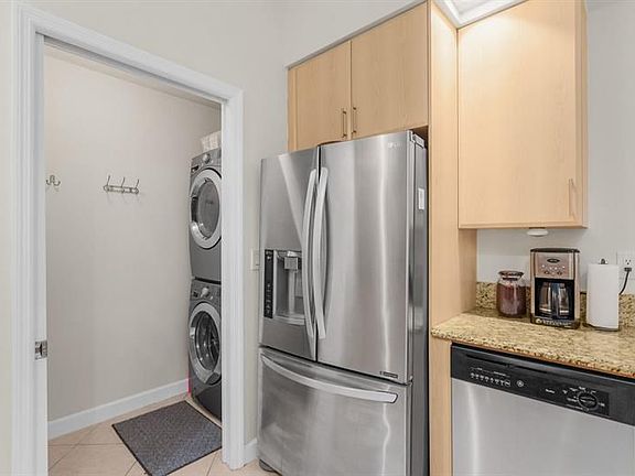 3rd image of 801 S Olive Ave Unit 1218