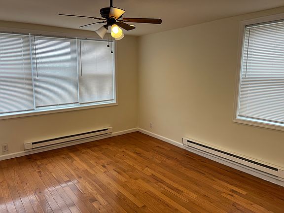 4th image of 2716 Knorr St #1F