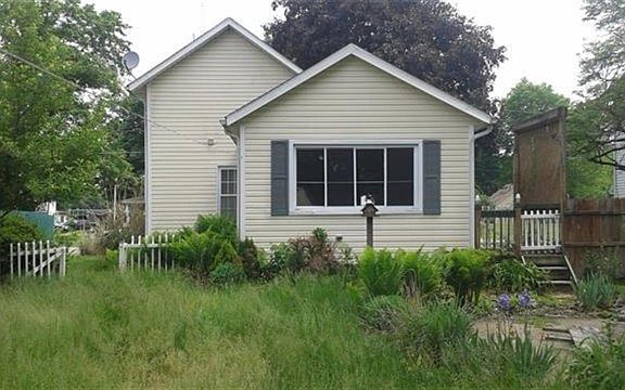 2nd image of 2606 South St