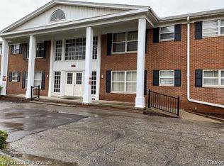 25301 Five Mile Rd APT 120, Redford, MI 48239