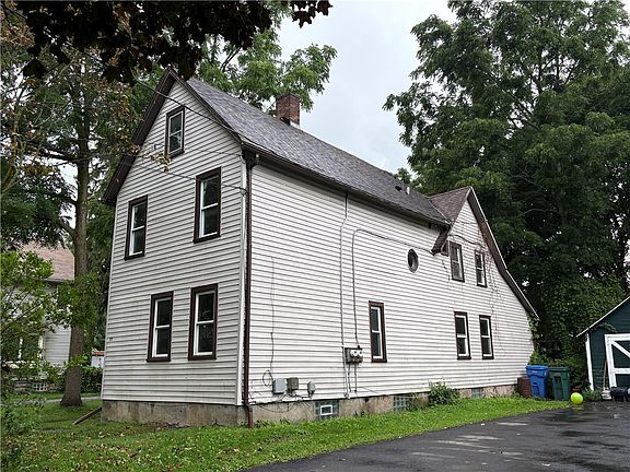 3rd image of 77 Santee St