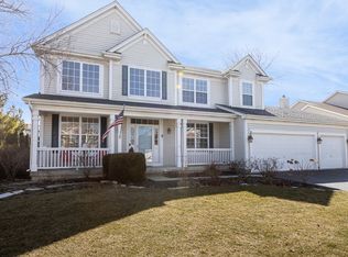 236 Ashcroft Ln, Oswego, IL 60543