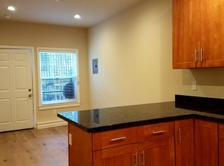 2190 Grove St #18, San Francisco, CA 94117