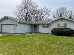 504 Hawthorne Ln, Peotone, IL 60468