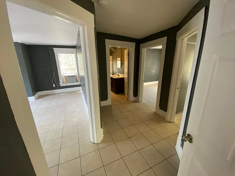 931 Newton Ave S #2 — Photo 11