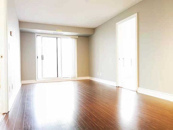 3rd image of 37 Galleria Pkwy Unit 805