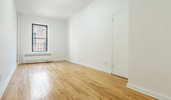 Rented by Compass | media 9