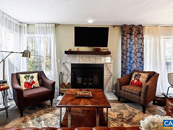 2nd image of 2247 Tanners Rdg