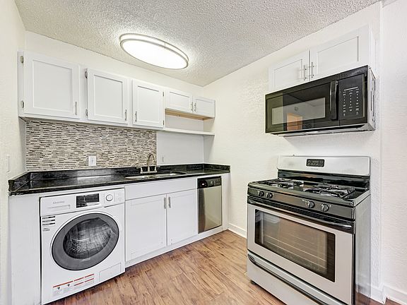 5th image of 2401 Manor Rd APT 132A